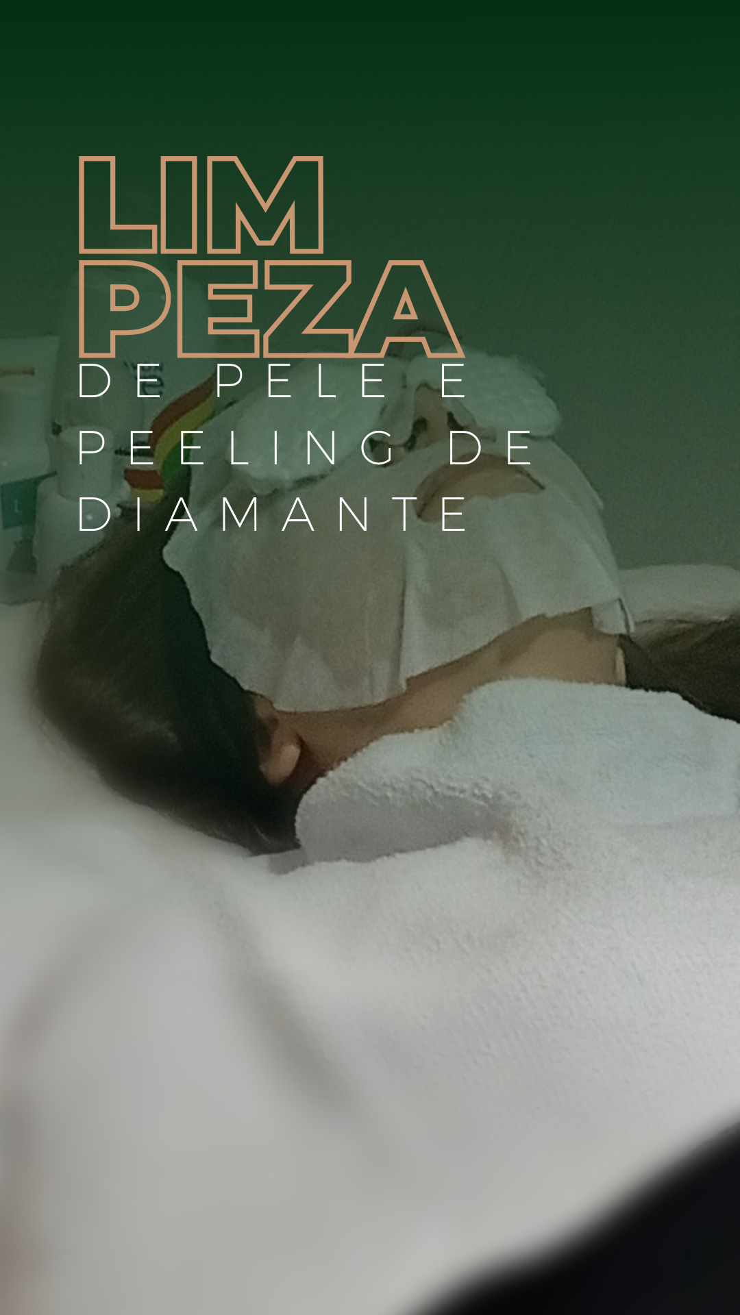 Revitalize sua pele com nosso tratamento de limpeza com peeling de diamante!**
Este procedimento inovador promove uma pele mais renovada e com aspecto mais jovem, graças à ação delicada do peeling de diamante. Ele ajuda a reduzir linhas finas e rugas, estimulando a produção de colágeno e elastina para uma aparência mais firme e rejuvenescida. Além disso, melhora a textura da pele, tornando-a mais suave, uniforme e radiante. Descubra uma pele revitalizada, com aspecto natural e luminoso, e sinta-se mais confiante a cada aplicação!